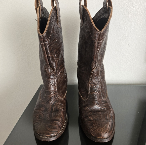 Vintage RARE tooled cowgirl boots - Picture 2 of 11
